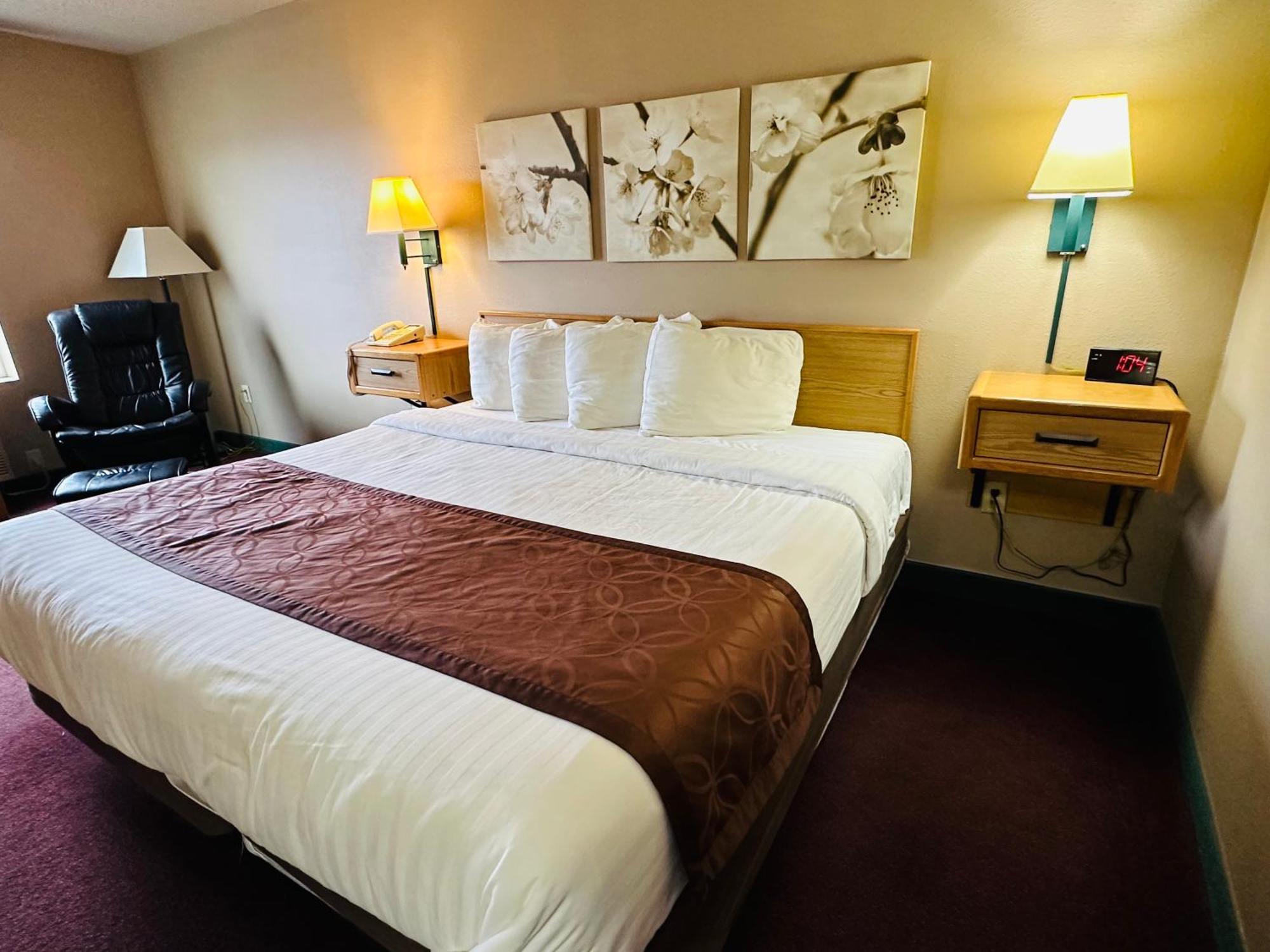 De Smet Super Deluxe Inn & Suites Exteriör bild