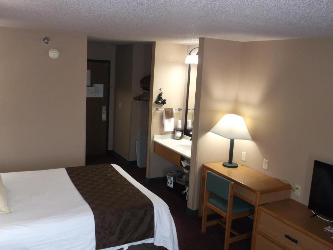 De Smet Super Deluxe Inn & Suites Exteriör bild